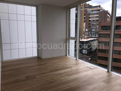 Apartamento de 4 alcobas en venta en El Refugio, Bogotá, 363 m² · foto 16 de 20