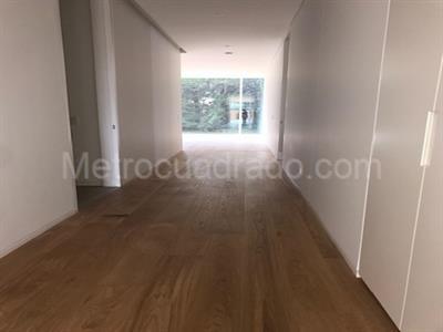 Apartamento de 4 alcobas en venta en El Refugio, Bogotá, 363 m² · foto 18 de 20