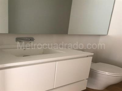 Apartamento de 4 alcobas en venta en El Refugio, Bogotá, 363 m² · foto 6 de 20