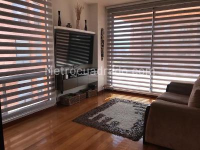 Apartamento de 3 alcobas en venta en Colinas De Suba, Bogotá, 240 m² · foto 4 de 20