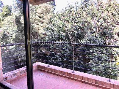Apartamento de 3 alcobas en venta en Colinas De Suba, Bogotá, 240 m² · foto 15 de 20