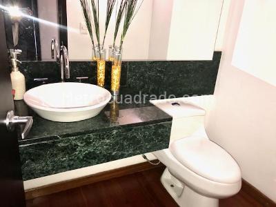 Apartamento de 3 alcobas en venta en Colinas De Suba, Bogotá, 240 m² · foto 19 de 20