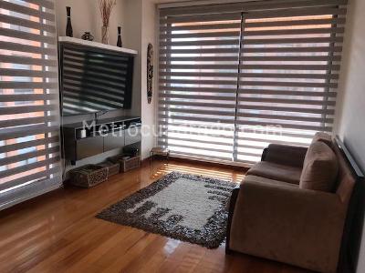 Apartamento de 3 alcobas en venta en Colinas De Suba, Bogotá, 240 m² · foto 13 de 20