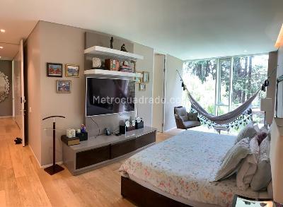 Apartamento de 2 alcobas en venta en Chico Alto Chico, Bogotá, 236 m² · foto 13 de 20