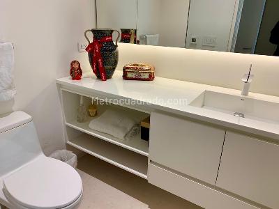 Apartamento de 2 alcobas en venta en Chico Alto Chico, Bogotá, 236 m² · foto 18 de 20