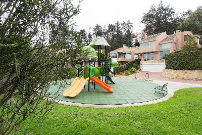 Casa de 4 alcobas en venta en Cerros De Sotileza, Bogotá, 390 m² · foto 12 de 14