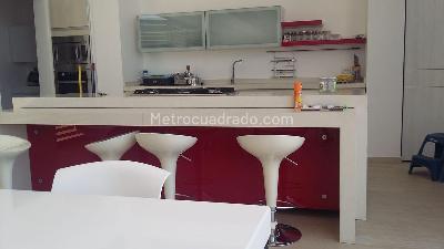 Casa de 4 alcobas en venta en El Peñon, Girardot, 325 m² · foto 9 de 20