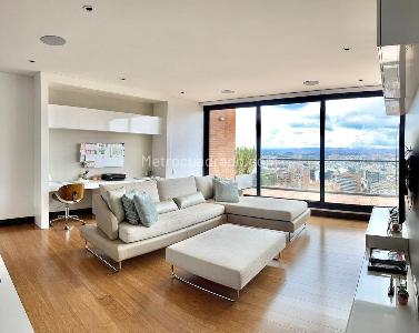 Apartamento de 4 alcobas en venta en Chico Los Rosales, Bogotá, 487 m² · foto 8 de 20