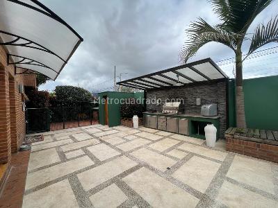 Casa de 5 alcobas en venta en San Jose De Bavaria, Bogotá, 480 m² · foto 20 de 20