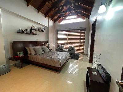 Casa de 5 alcobas en venta en San Jose De Bavaria, Bogotá, 480 m² · foto 15 de 20