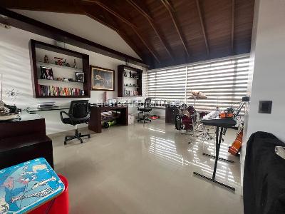 Casa de 5 alcobas en venta en San Jose De Bavaria, Bogotá, 480 m² · foto 19 de 20