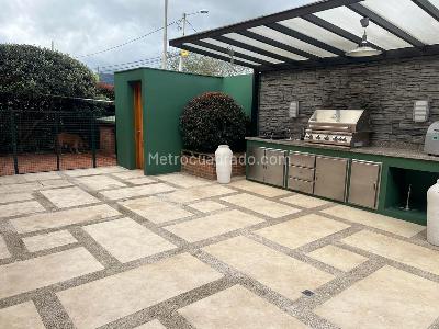 Casa de 5 alcobas en venta en San Jose De Bavaria, Bogotá, 480 m² · foto 10 de 20