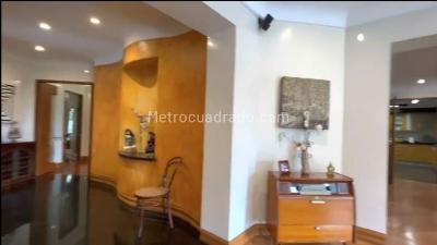 Apartamento de 4 alcobas en venta en Niza Suba, Bogotá, 440 m² · foto 18 de 20