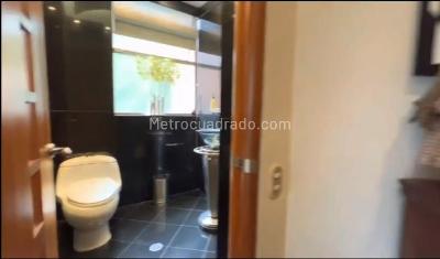 Apartamento de 4 alcobas en venta en Niza Suba, Bogotá, 440 m² · foto 17 de 20