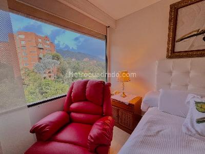 Apartamento de 3 alcobas en venta en Sierras Del Moral, Bogotá, 185 m² · foto 10 de 20