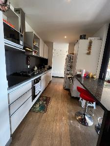 Apartamento de 3 alcobas en venta en Chico Rincon, Bogotá, 133 m² · foto 6 de 20