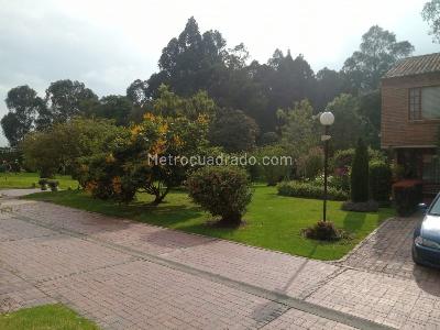Casa de 3 alcobas en venta en Santa María Del Río, Chía, 155 m² · foto 2 de 20