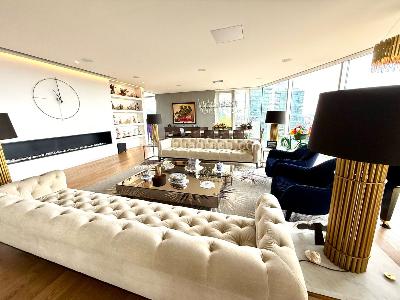 Apartamento de 3 alcobas en venta en Chico Oriental, Bogotá, 395 m² · foto 14 de 20