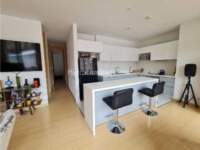 Apartamento de 2 alcobas en venta en Chico, Bogotá, 93 m² · foto 3 de 14