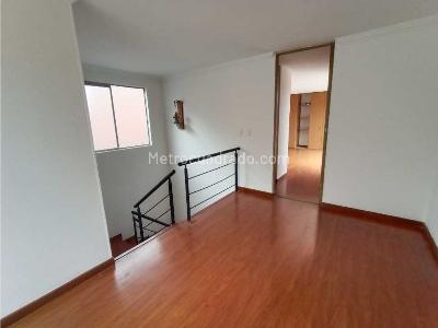 Apartamento en venta en Cedritos, Bogotá · foto 8 de 11