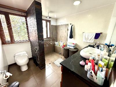 Casa de 4 alcobas en venta en Altos De Gratamira, Bogotá, 290 m² · foto 15 de 20