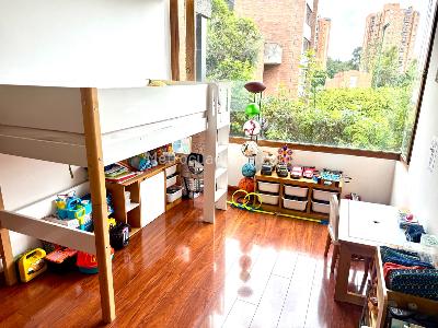 Casa de 4 alcobas en venta en Altos De Gratamira, Bogotá, 290 m² · foto 17 de 20