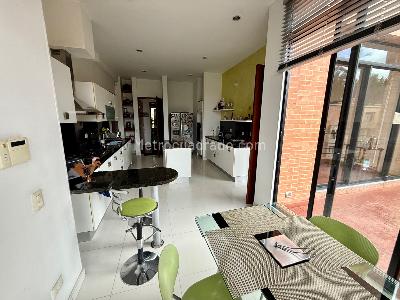 Apartamento de 4 alcobas en venta en Altos De Gratamira, Bogotá, 264 m² · foto 15 de 20