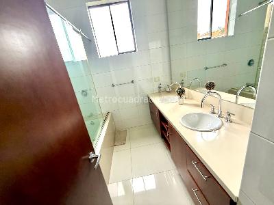 Apartamento de 4 alcobas en venta en Altos De Gratamira, Bogotá, 264 m² · foto 7 de 20