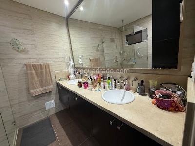 Apartamento de 3 alcobas en venta en Lagos De Cordoba, Bogotá, 173 m² · foto 17 de 20