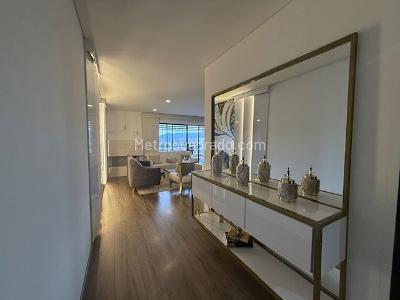 Piso de 3 habitaciones, 173 m²