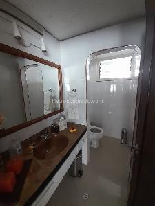 Apartamento de 3 alcobas en venta en Chico Navarra, Bogotá, 204 m² · foto 9 de 12