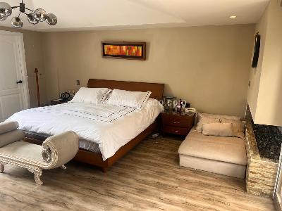 Apartamento de 3 alcobas en venta en Santa Barbara, Bogotá, 245 m² · foto 14 de 20