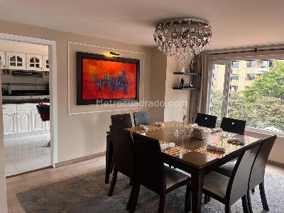 Apartamento de 3 alcobas en venta en Santa Barbara, Bogotá, 245 m² · foto 8 de 20
