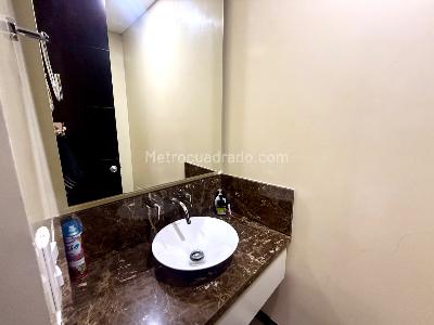 Apartamento en venta en Lagos De Cordoba, Bogotá · foto 11 de 20