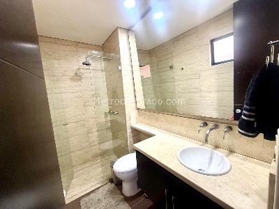 Apartamento en venta en Lagos De Cordoba, Bogotá · foto 8 de 20