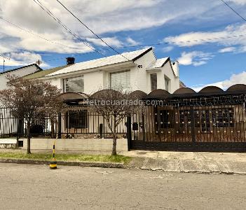 Casa de 3 alcobas en venta en Pontevedra, Bogotá, 248 m² · foto 20 de 20