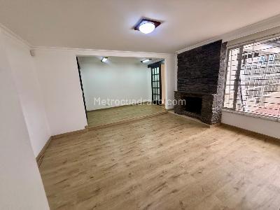Casa de 3 alcobas en venta en Pontevedra, Bogotá, 248 m² · foto 5 de 20