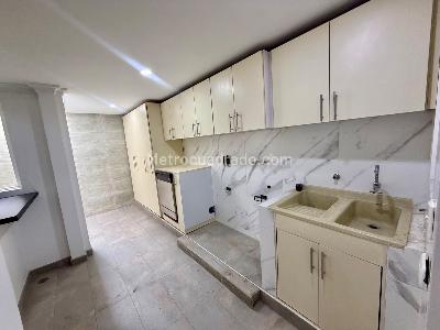 Casa de 3 alcobas en venta en Pontevedra, Bogotá, 248 m² · foto 7 de 20
