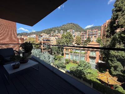 Apartamento de 3 alcobas en venta en Los Rosales, Bogotá, 326 m² · foto 16 de 20