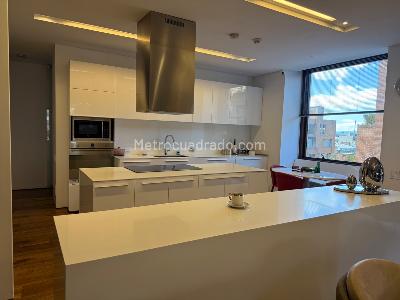 Apartamento de 3 alcobas en venta en Los Rosales, Bogotá, 326 m² · foto 20 de 20