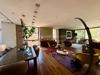 Apartamento de 3 alcobas en venta en Los Rosales, Bogotá, 326 m² · foto 2 de 20
