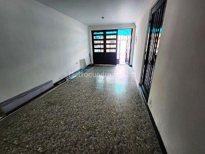 Casa de 5 alcobas en venta en Ciudad Kennedy Central, Bogotá, 340 m² · foto 2 de 20