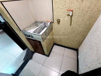 Casa de 5 alcobas en venta en Ciudad Kennedy Central, Bogotá, 340 m² · foto 16 de 20
