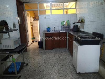 Casa de 5 alcobas en venta en Centro, Villavicencio, 309 m² · foto 15 de 20