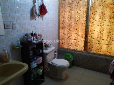 Casa de 5 alcobas en venta en Centro, Villavicencio, 309 m² · foto 3 de 20