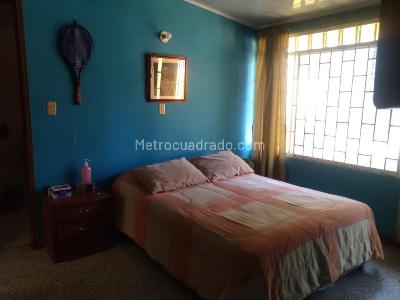 Casa de 5 alcobas en venta en Centro, Villavicencio, 309 m² · foto 5 de 20