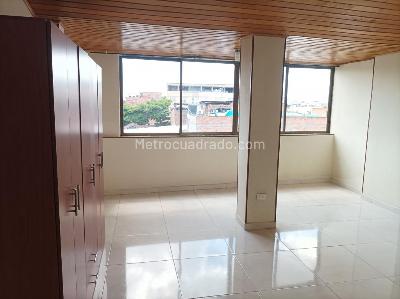 Apartamento de 2 alcobas en venta en Granada, Girardot, 96 m² · foto 16 de 18