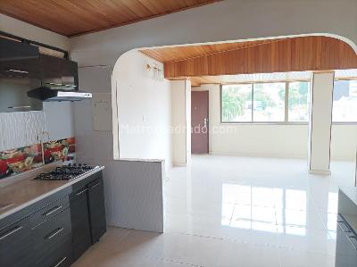 Apartamento de 2 alcobas en venta en Granada, Girardot, 96 m² · foto 5 de 18