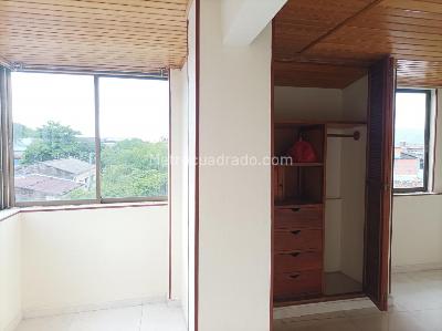Apartamento de 2 alcobas en venta en Granada, Girardot, 96 m² · foto 7 de 18