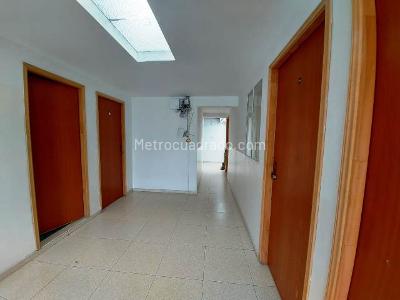 Casa de 5 alcobas en venta en Soledad, Bogotá, 276 m² · foto 12 de 20